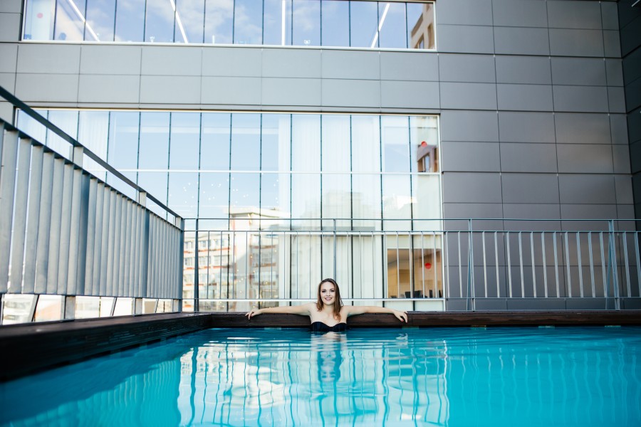 Swimming Pool Glass Installation