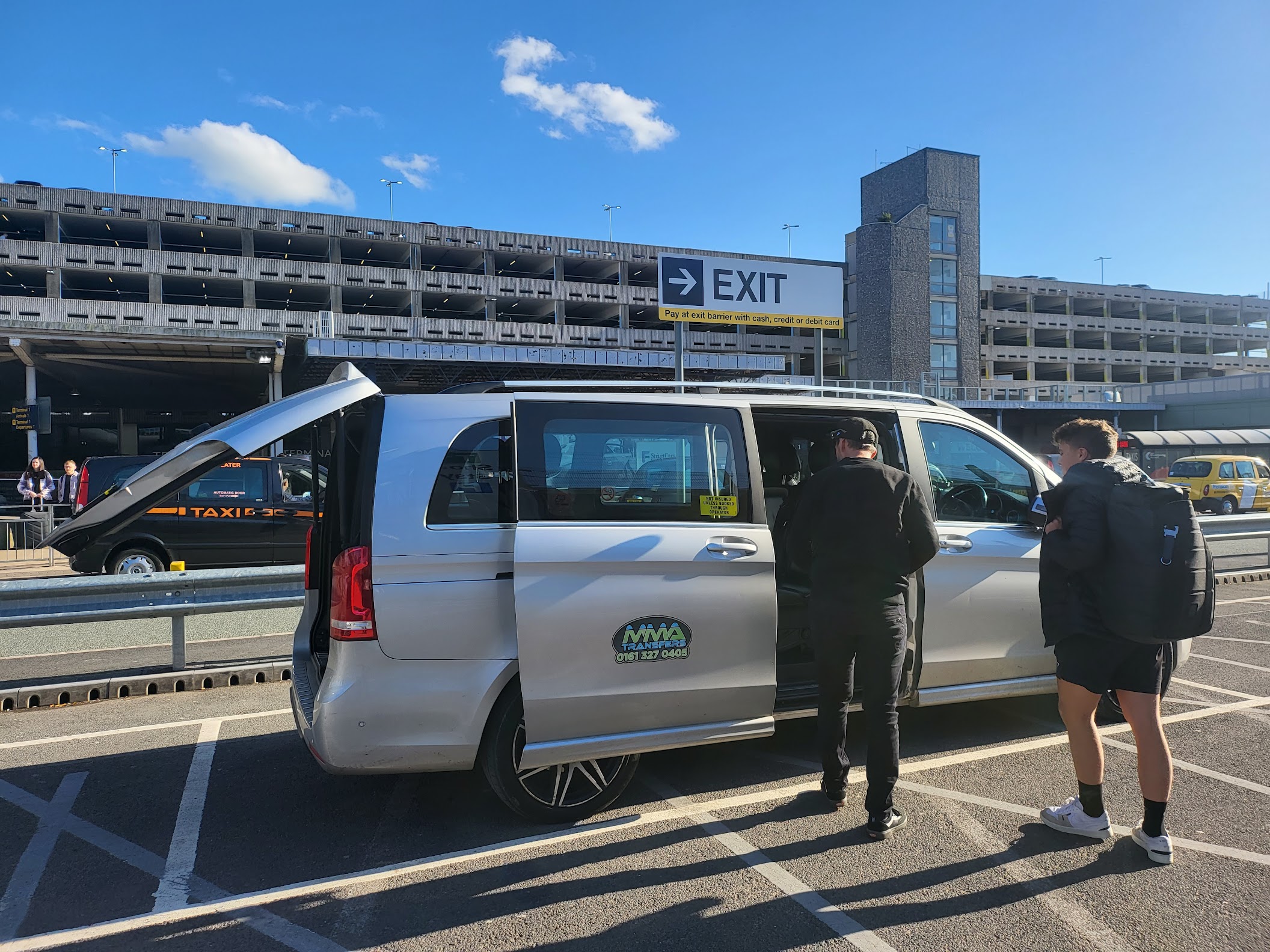 airport taxi