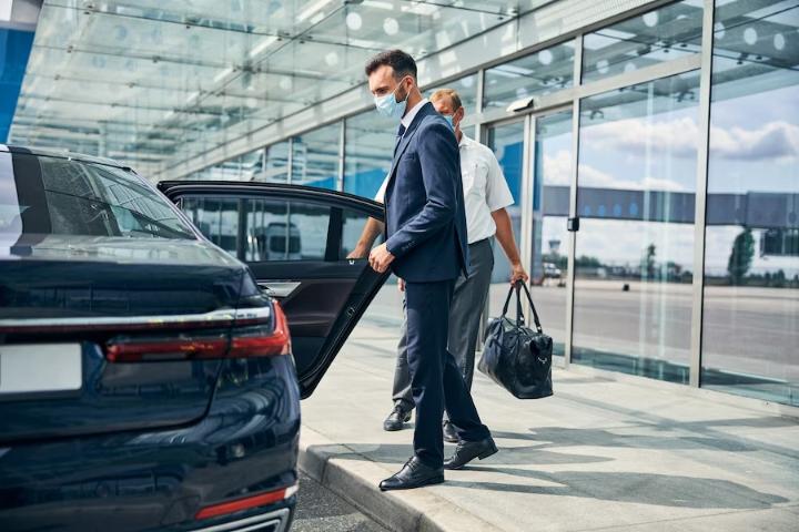 Airport taxi