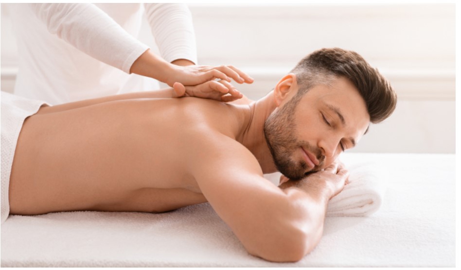 Unveiling the Art of Naked Massage: A Journey Beyond Touch