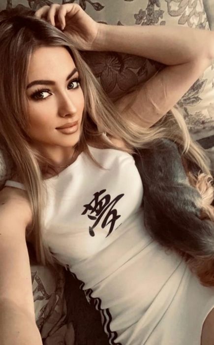 Заказ куртизанки в свою машину: интимное приключение на колесах Заказ куртизанки в свою машину: интимное приключение на колесах