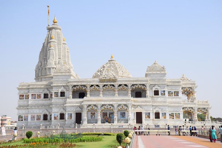 Discover Devotion with Mathura Vrindavan Tour Packages