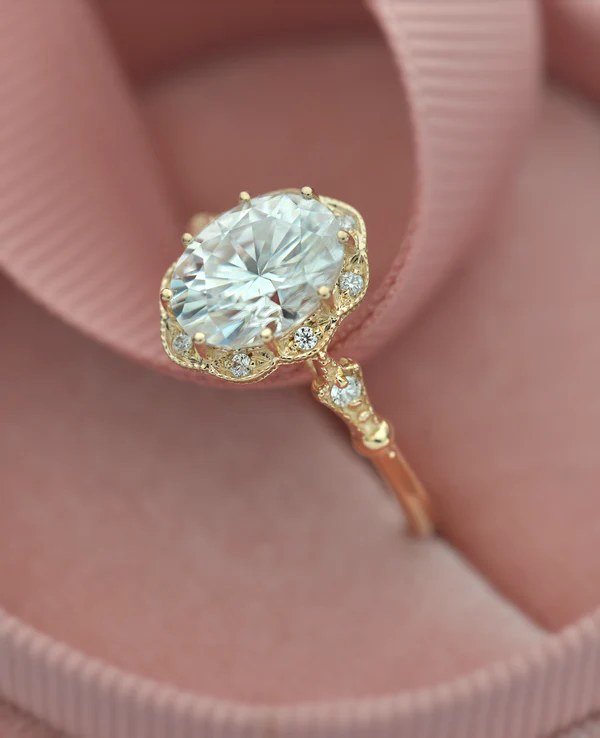 oval vintage engagement ring